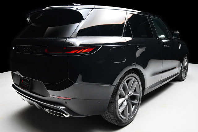 Used 2025 Land Rover Range Rover Sport SE AWD/4WD image 23