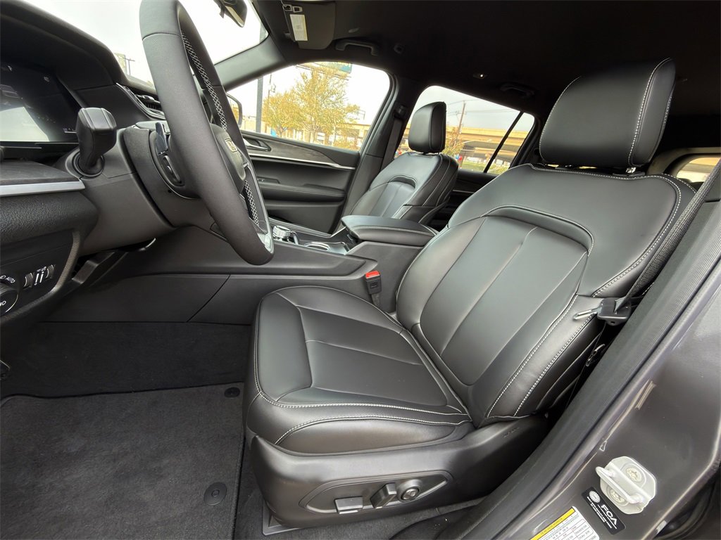 New 2025 Jeep Grand Cherokee L Limited w/ Trailer Tow Package image 19