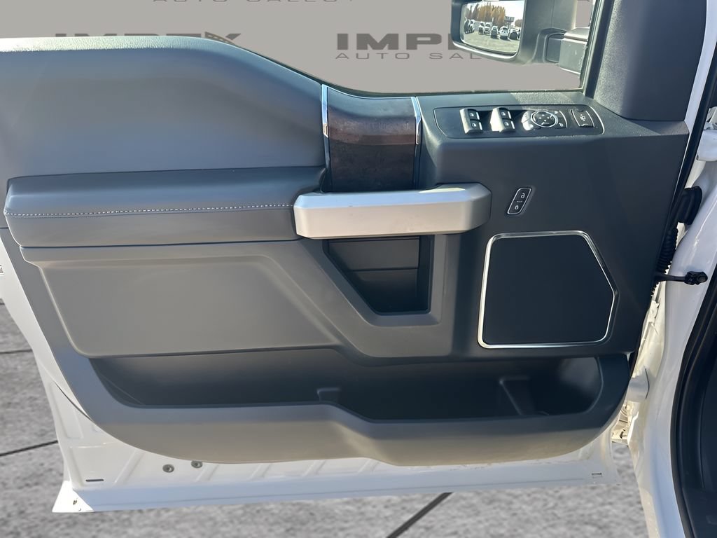 Used 2022 Ford F250 Lariat AWD/4WD image 22