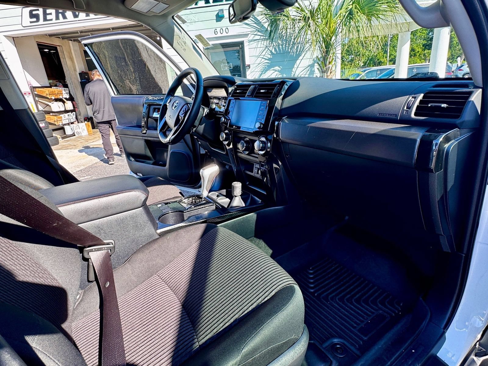 Used 2021 Toyota 4Runner TRD Off-Road AWD/4WD image 17