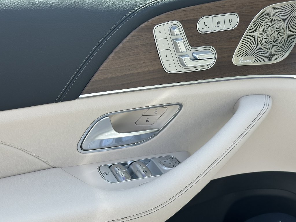 New 2026 Mercedes-Benz GLS 450 4MATIC image 12