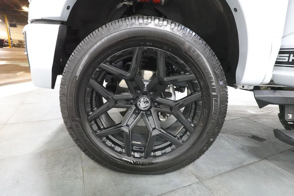 Used 2025 Ford F150 Lariat w/ Equipment Group 502A High AWD/4WD image 39
