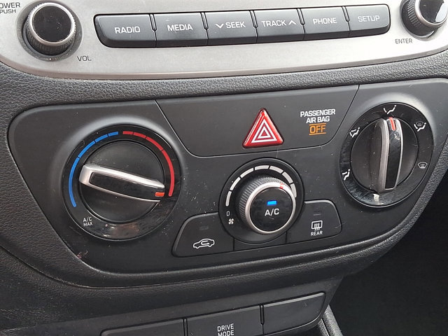 Used 2019 Hyundai Accent SE image 15