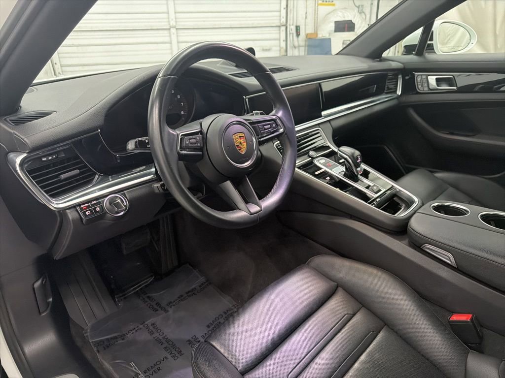 Used 2021 Porsche Panamera image 13