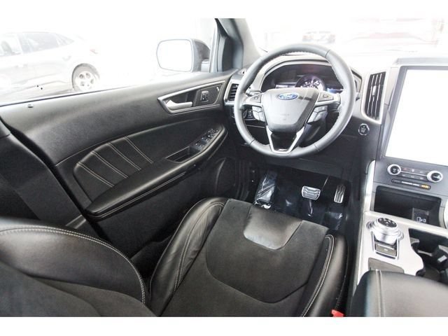 Used 2022 Ford Edge ST AWD/4WD image 7