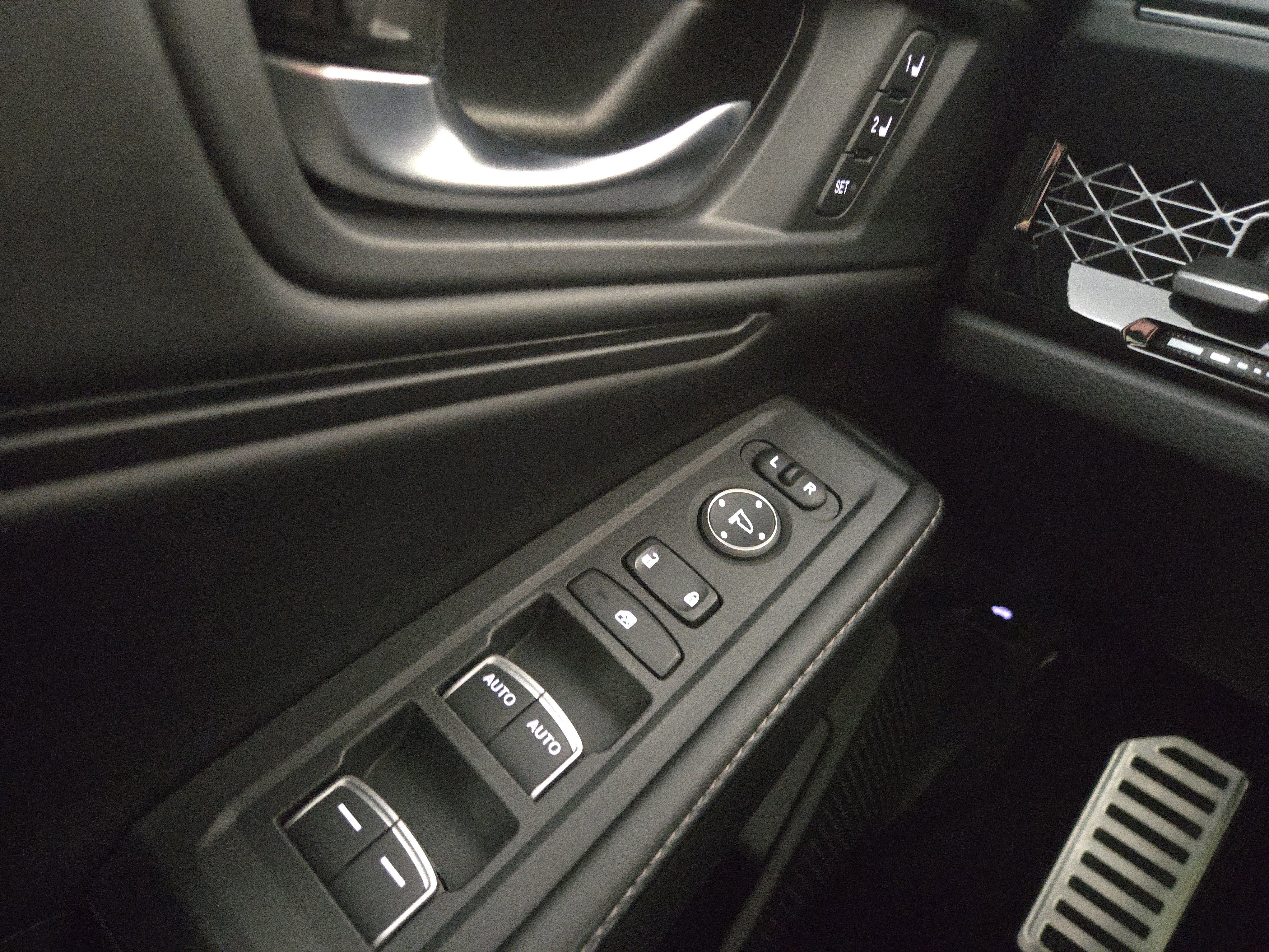 Used 2023 Honda Accord Sport image 30