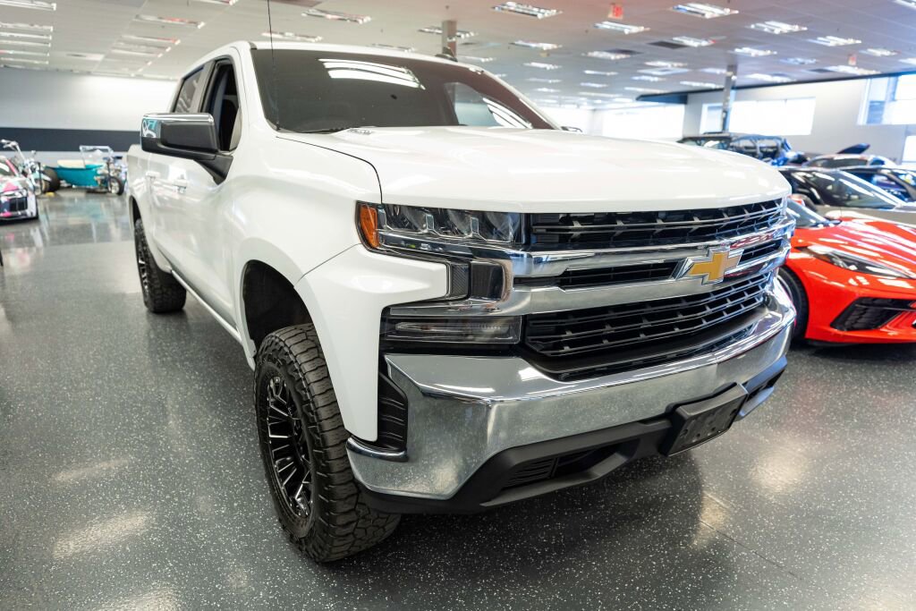 Used 2020 Chevrolet Silverado 1500 LT w/ All-Star Edition image 4