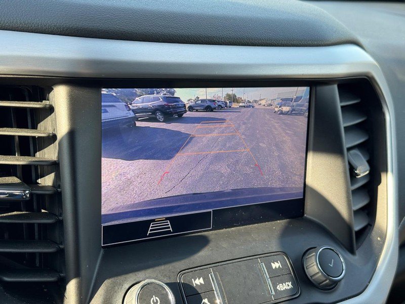 Certified 2023 GMC Acadia SLE w/ Driver Convenience Package image 23