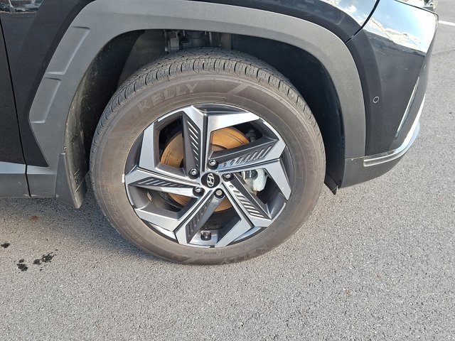 Used 2023 Hyundai Tucson Limited image 8