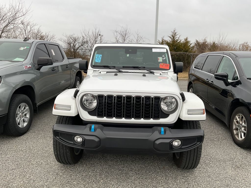 Used 2024 Jeep Wrangler Sport S w/ Convenience Group image 3