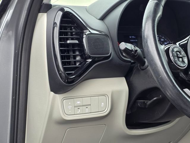 Used 2022 Kia Soul EX FWD image 19