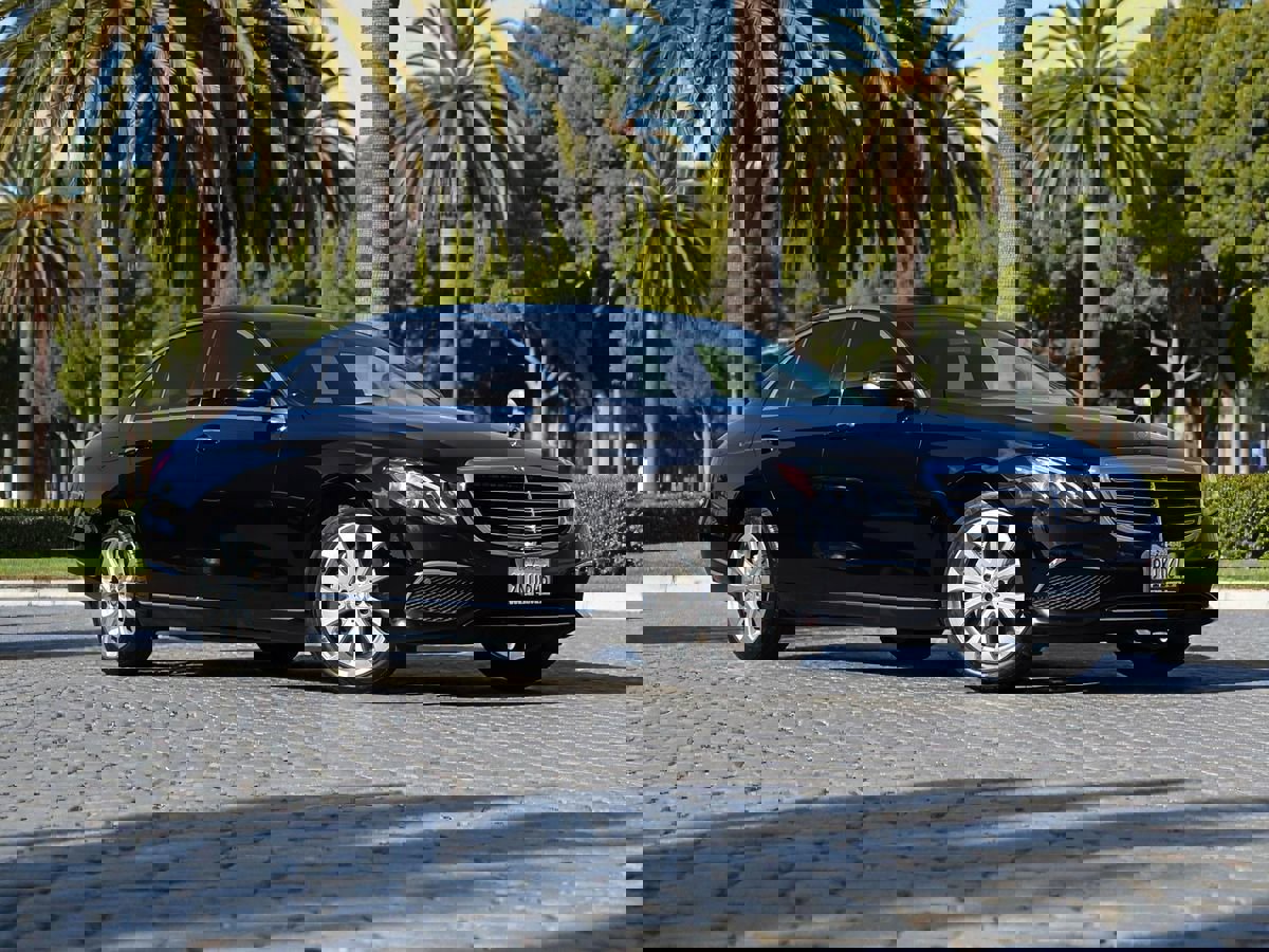 Used 2017 Mercedes-Benz E 300 image 2