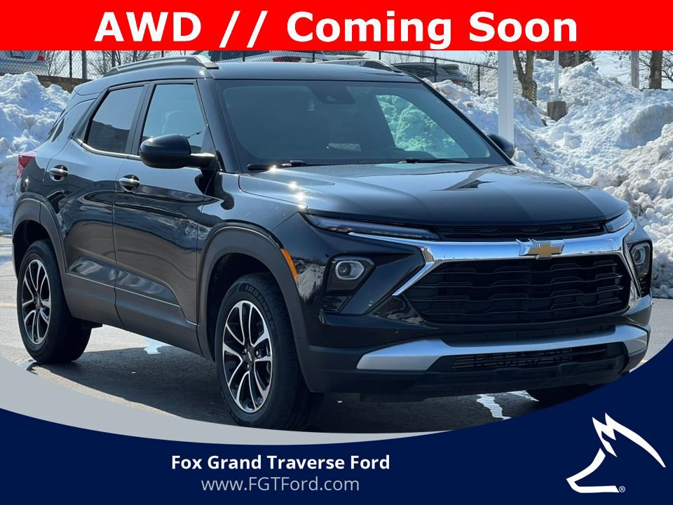 Used 2025 Chevrolet TrailBlazer LT AWD/4WD image 32