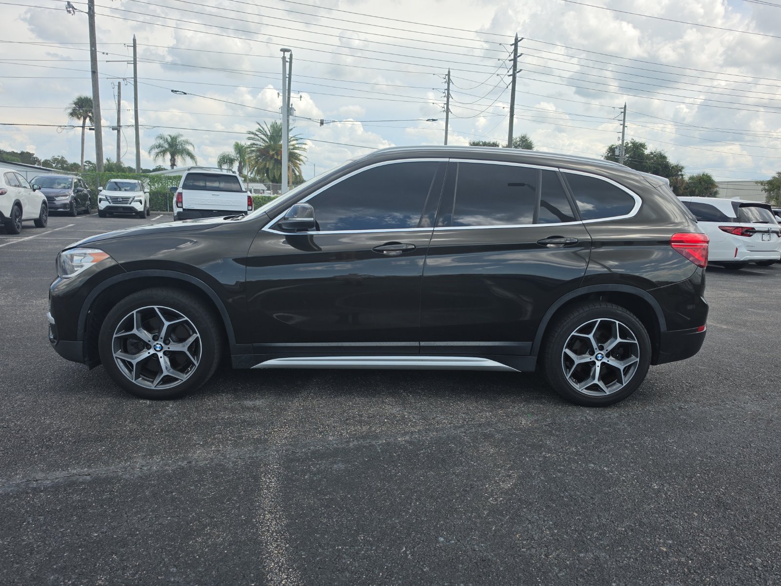 Used 2019 BMW X1 xDrive28i w/ Convenience Package AWD/4WD image 4