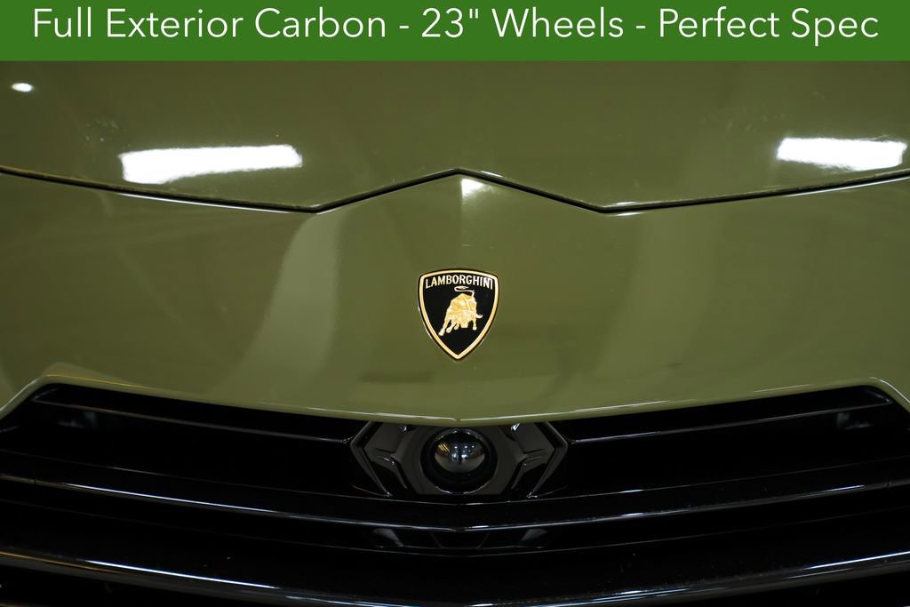 Used 2023 Lamborghini Urus Performante AWD/4WD image 36