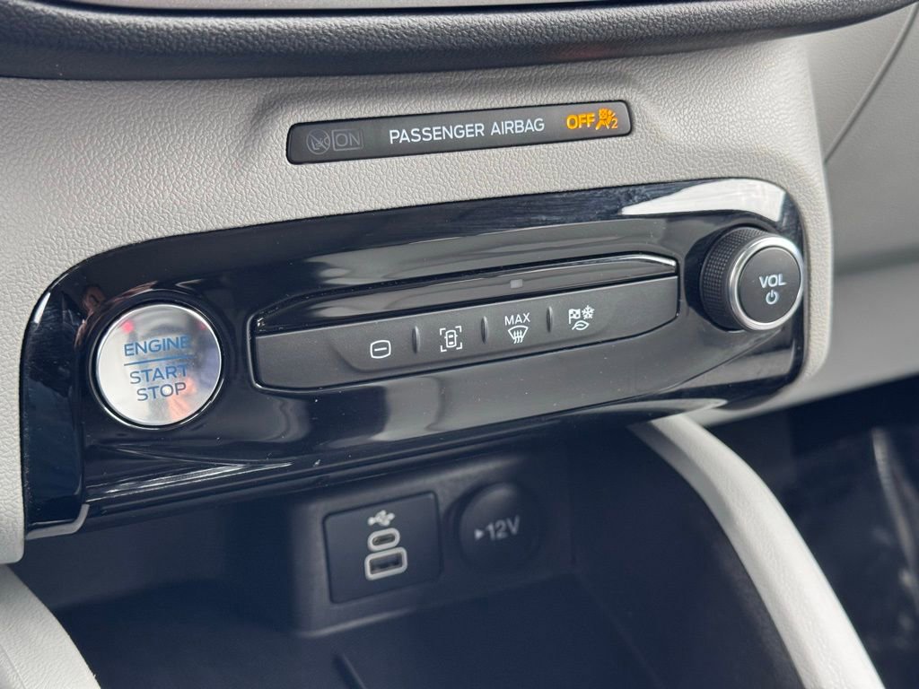 Used 2024 Ford Escape SE FWD image 13