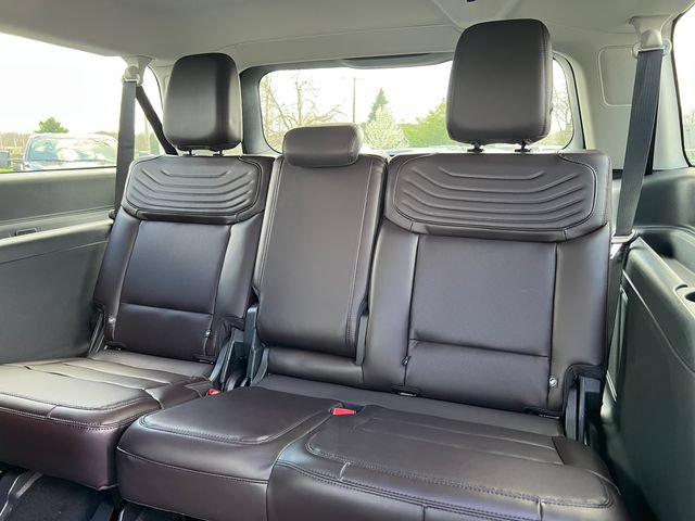 New 2026 Ford Expedition Max Platinum w/ Platinum Ultimate Package AWD/4WD image 7