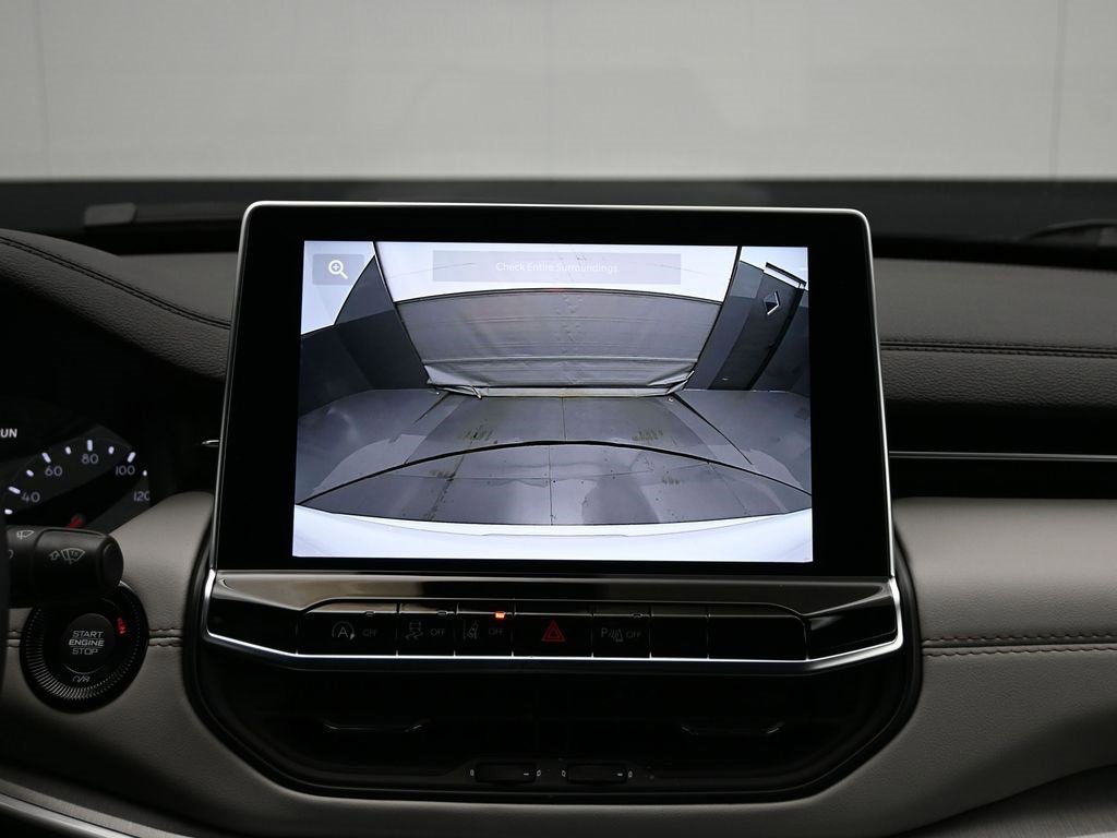 Certified 2025 Jeep Compass Limited image 27