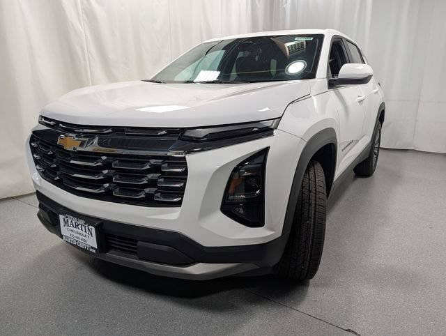 New 2027 Chevrolet Equinox LT FWD image 6