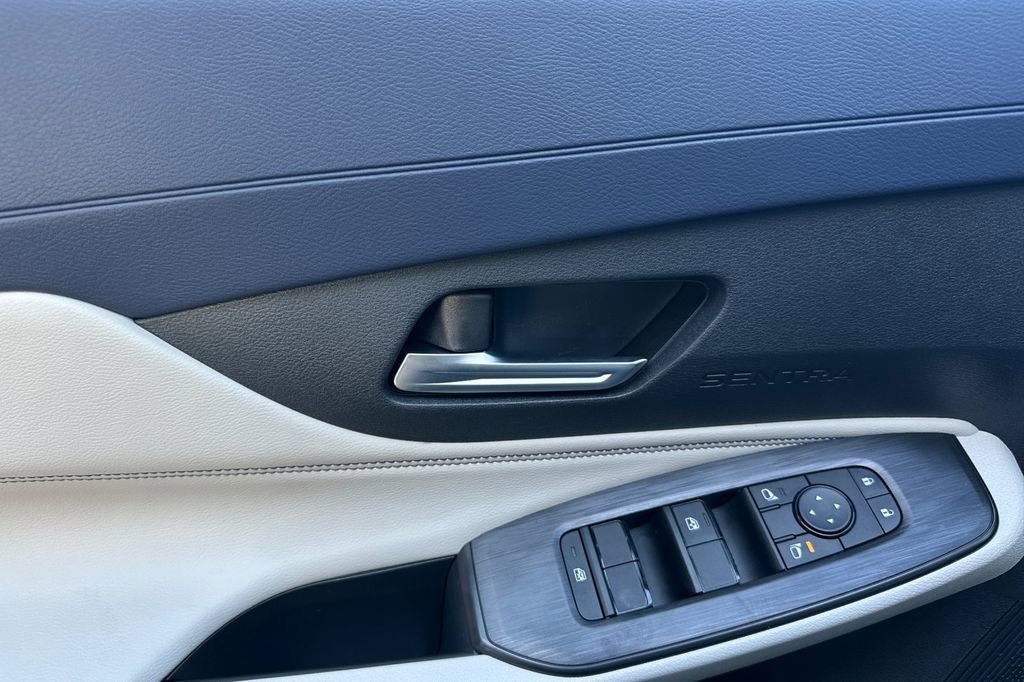 New 2026 Nissan Sentra SL w/ Floor Mat Package image 9