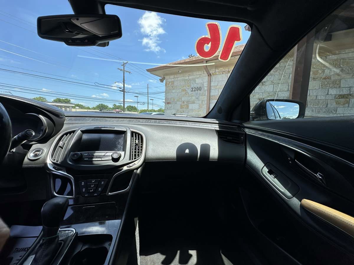 Used 2016 Buick LaCrosse Leather FWD image 8