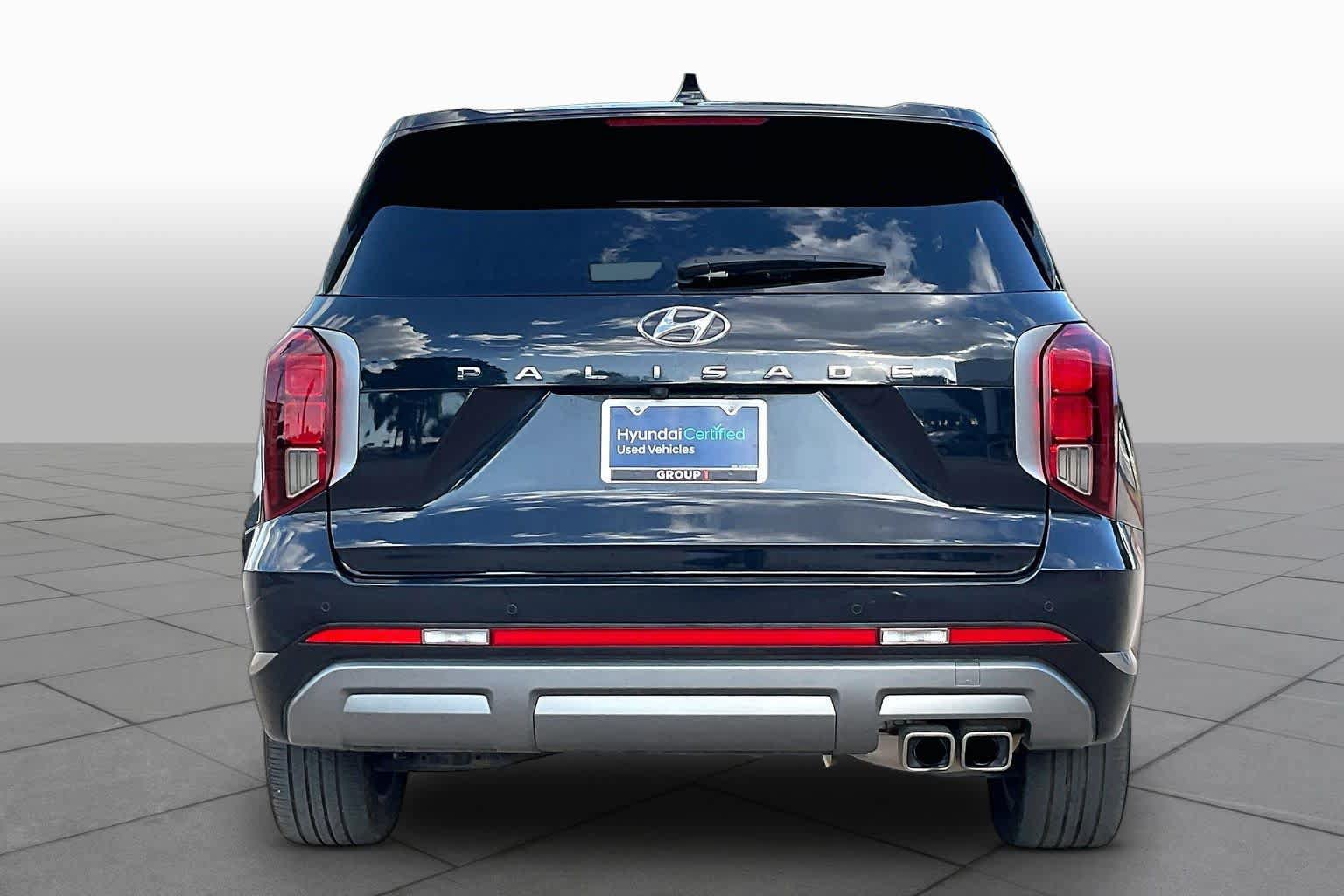 Used 2024 Hyundai Palisade SEL FWD image 5