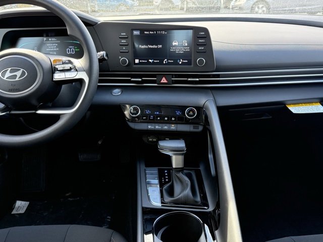 New 2026 Hyundai Elantra Blue image 22