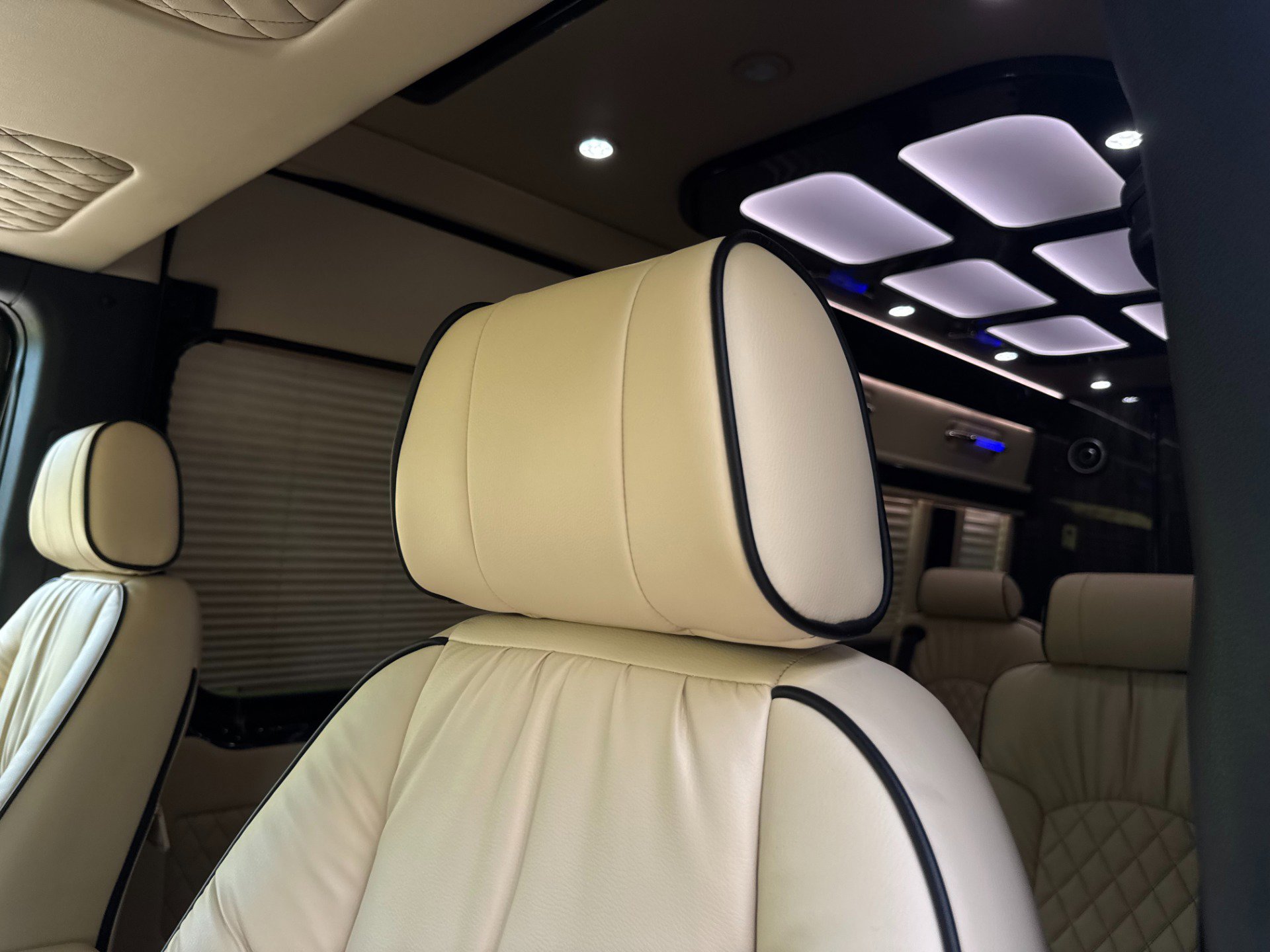 Used 2019 Mercedes-Benz Sprinter 170 image 15