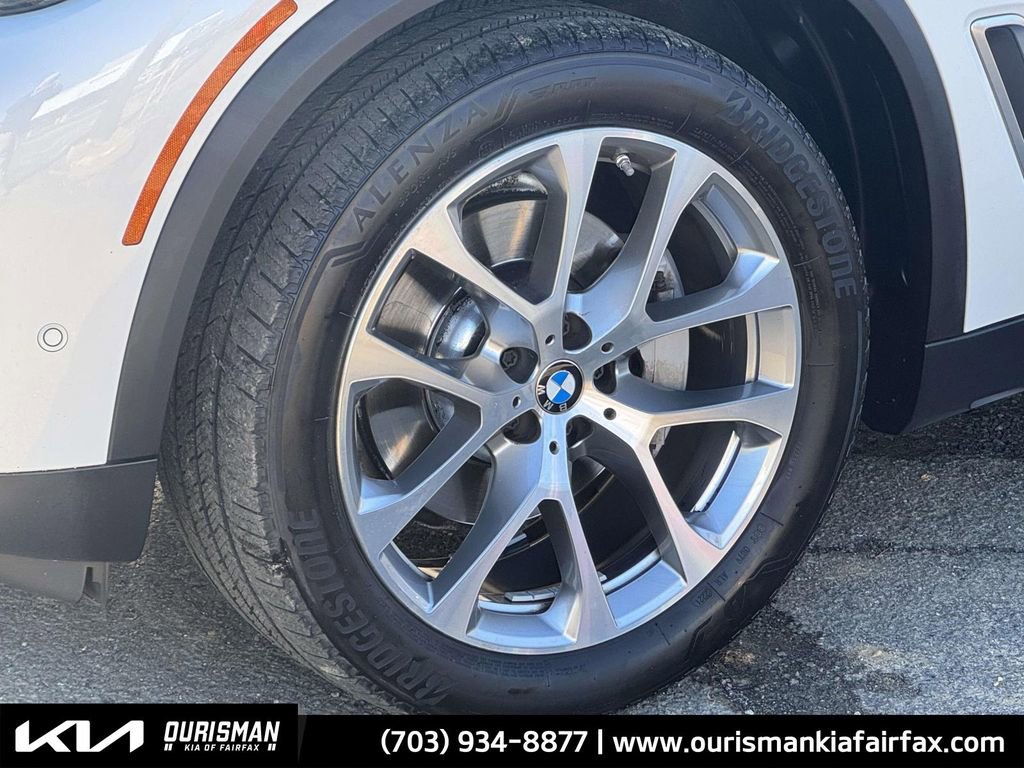 Used 2021 BMW X5 xDrive40i w/ Premium Package image 33