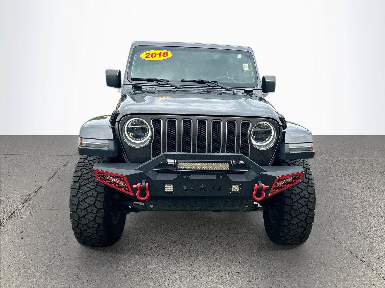 Used 2018 Jeep Wrangler Unlimited Sahara AWD/4WD image 9