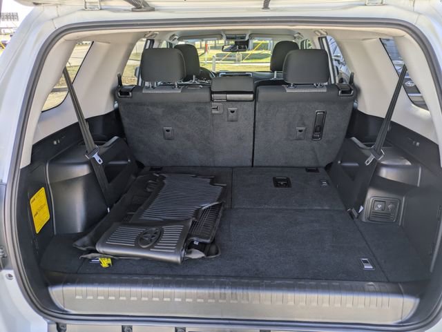 Used 2020 Toyota 4Runner SR5 image 29