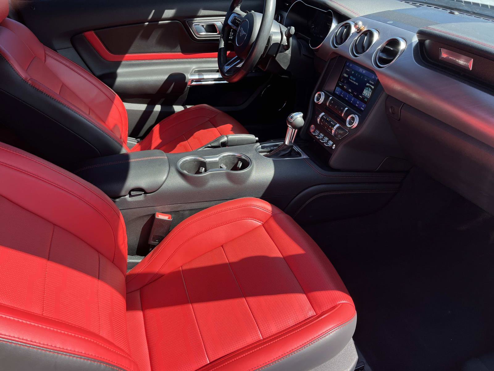 Used 2022 Ford Mustang GT Premium w/ Equipment Group 401A RWD image 20