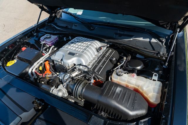 Used 2018 Dodge Challenger SRT Hellcat image 31