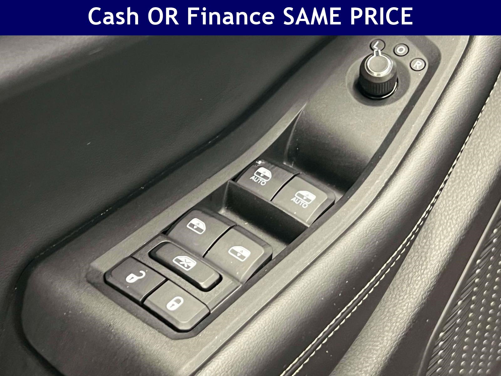 Used 2025 Jeep Grand Cherokee L Laredo w/ Luxury Tech Group I AWD/4WD image 20
