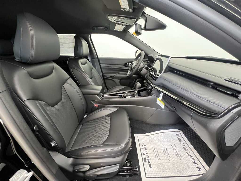 New 2026 Jeep Compass Latitude w/ Quick Order Package 29K image 9