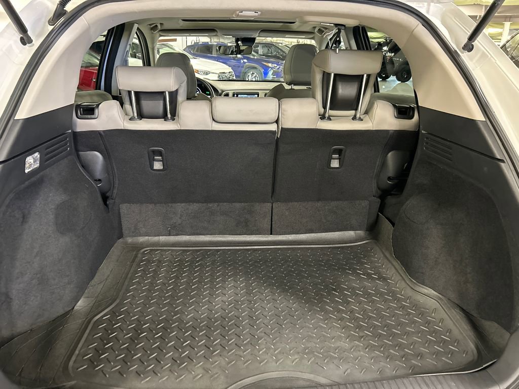Used 2019 Honda HR-V Touring image 27