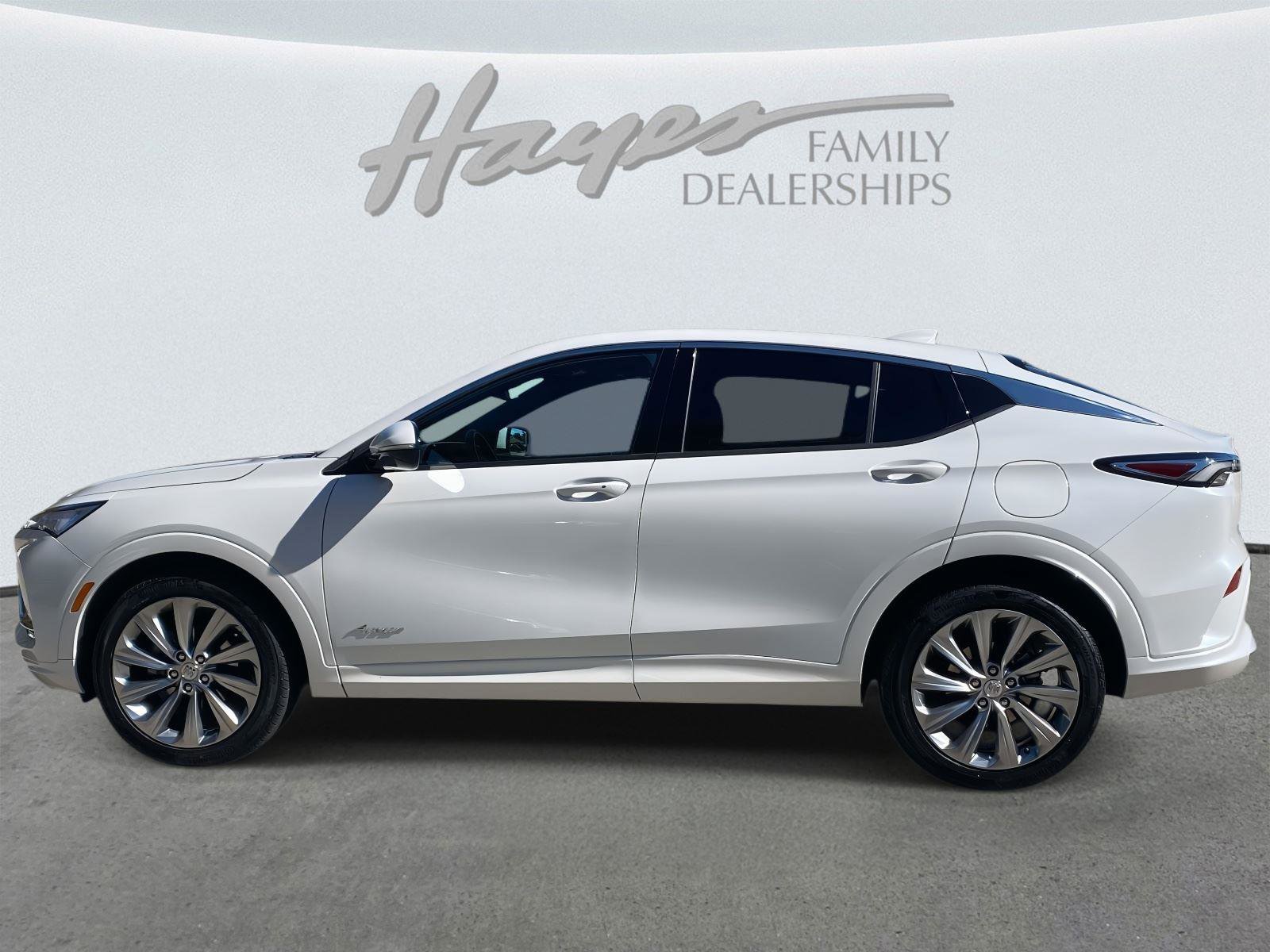 Used 2025 Buick Envista Avenir image 30