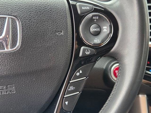 Used 2016 Honda Accord Touring image 30