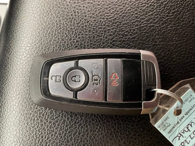 Used 2021 Ford Expedition XLT AWD/4WD image 23