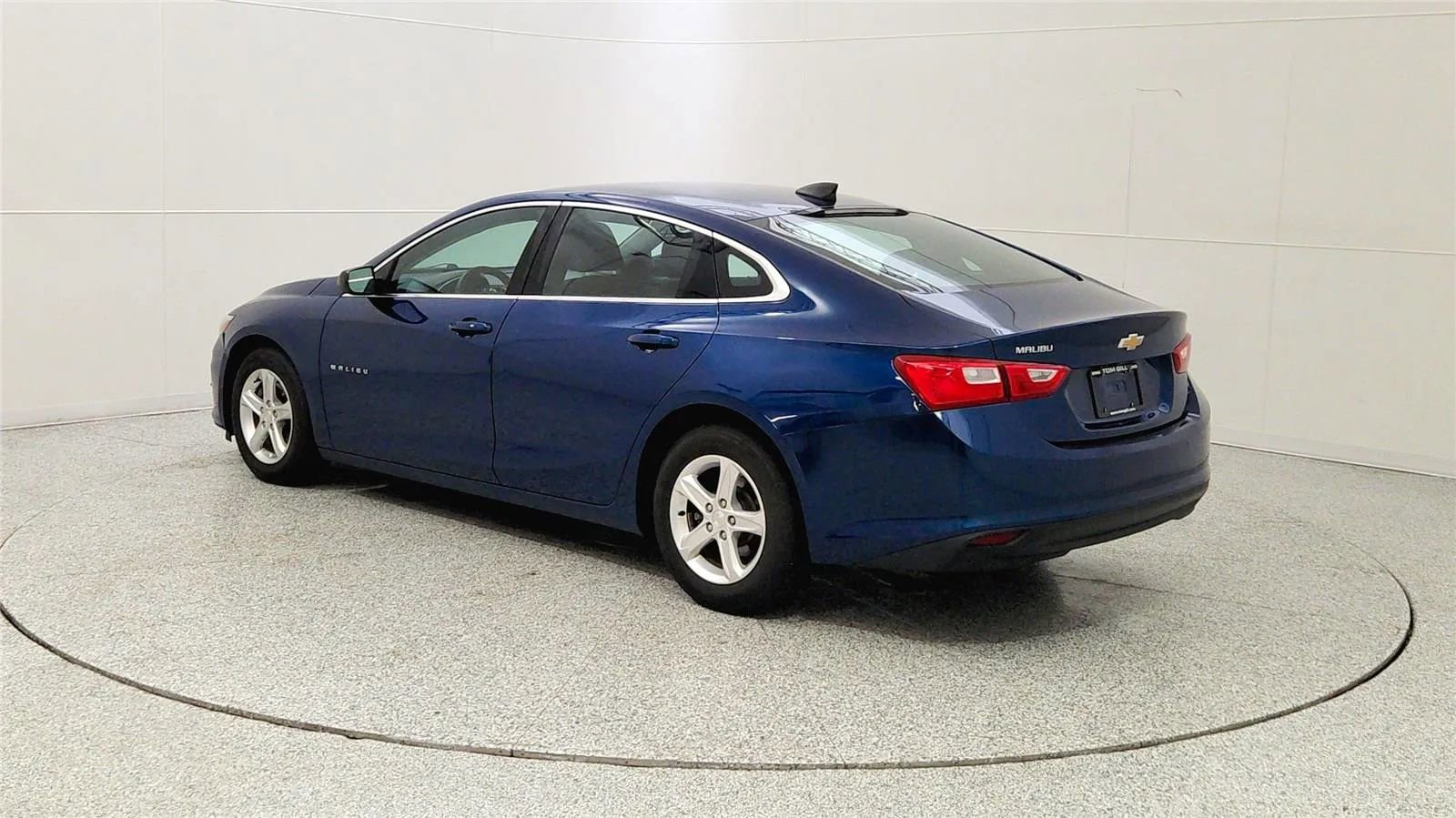 Used 2019 Chevrolet Malibu LS w/ Driver Confidence Package FWD image 5