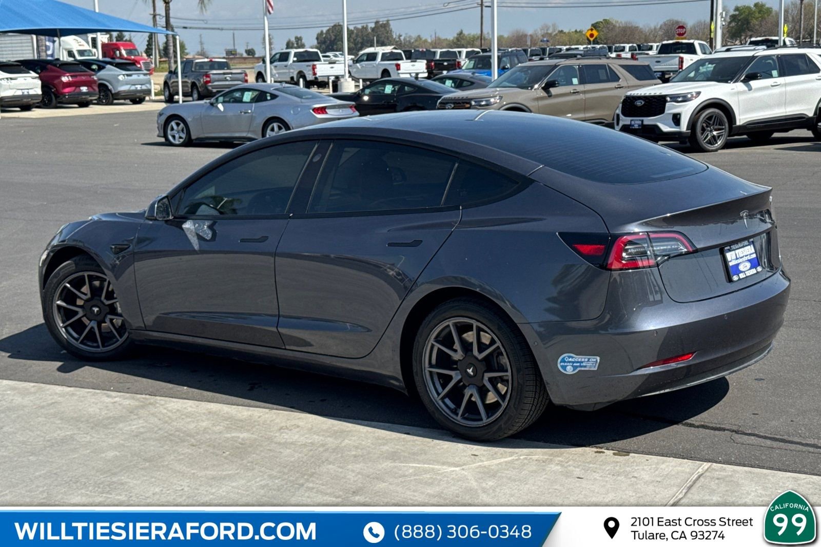 Used 2021 Tesla Model 3 Standard Range Plus image 5