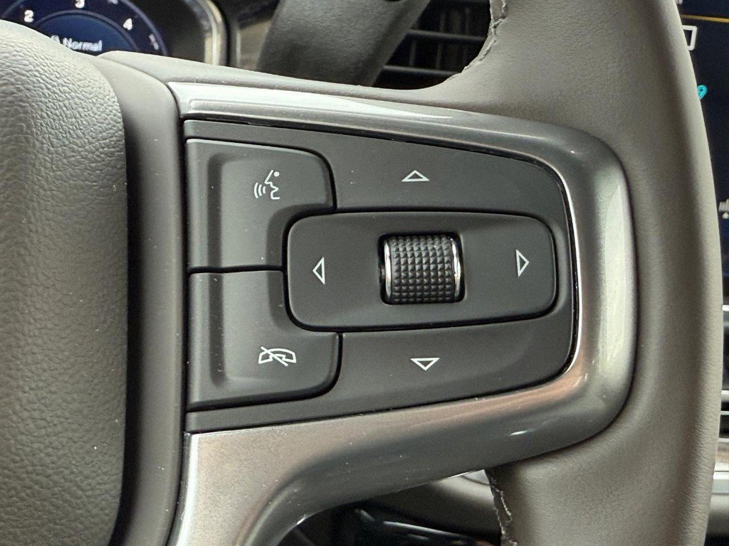 Used 2026 Chevrolet Silverado 2500 LTZ w/ LTZ Plus Package image 16