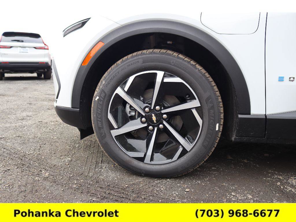 New 2026 Chevrolet Equinox EV LT FWD image 27