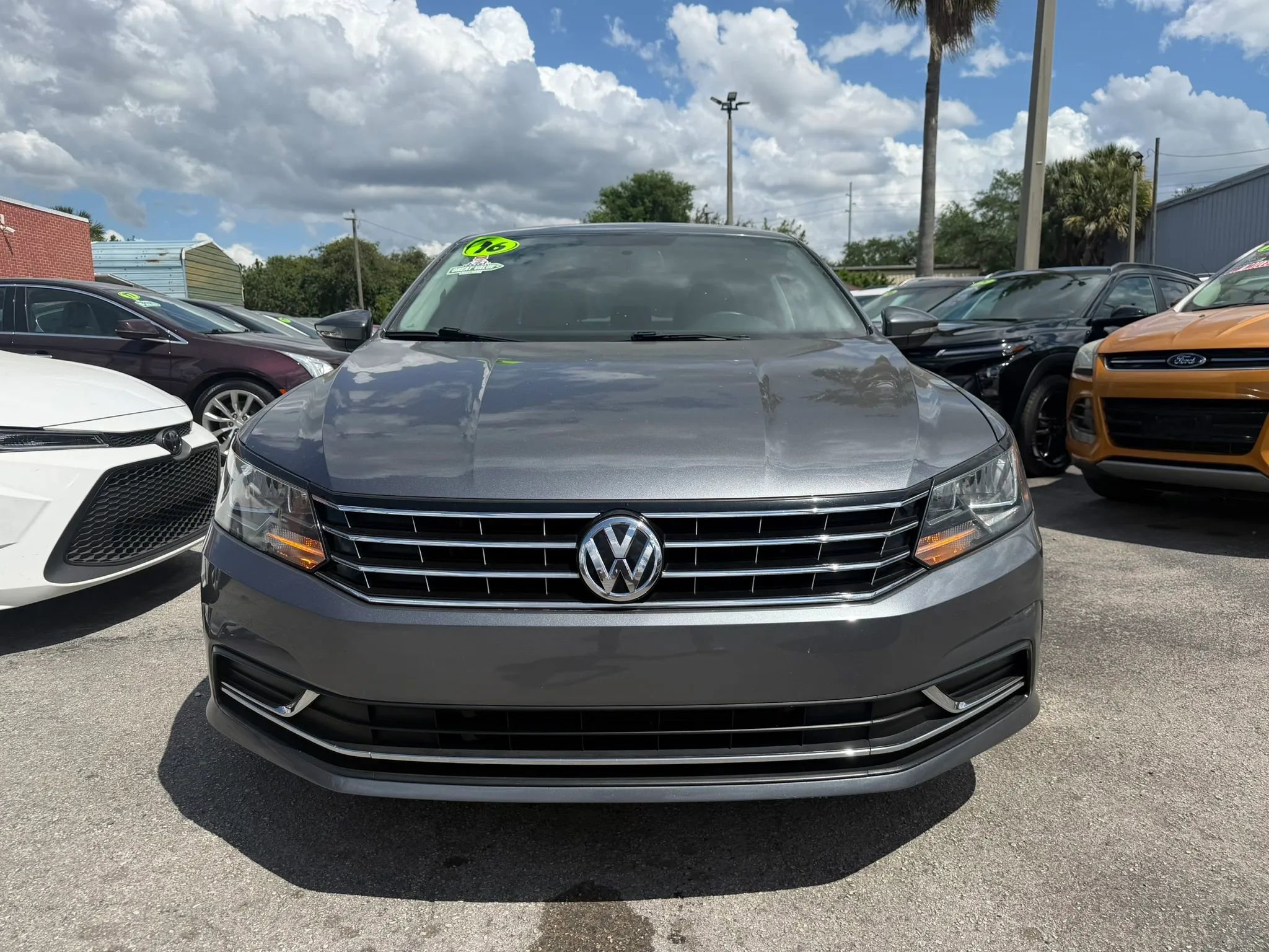 Used 2016 Volkswagen Passat 1.8T S FWD image 2