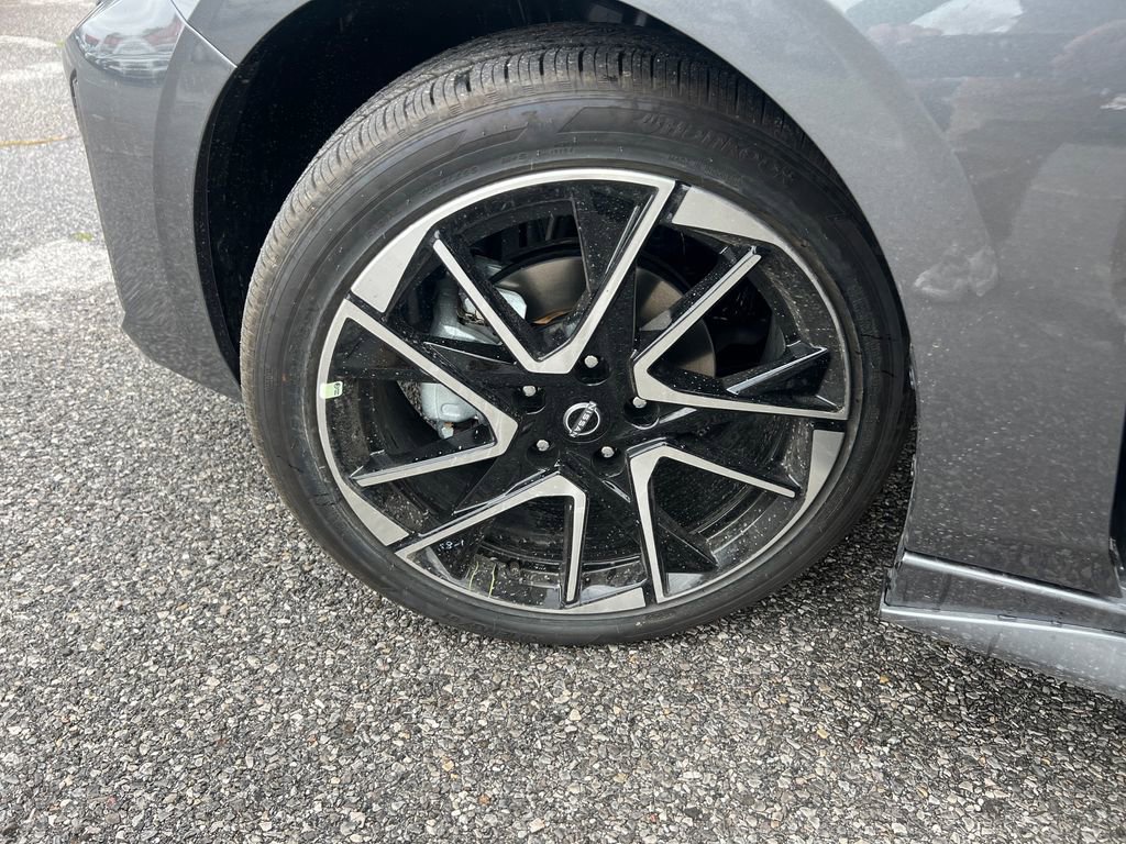 New 2025 Nissan Sentra SR image 26