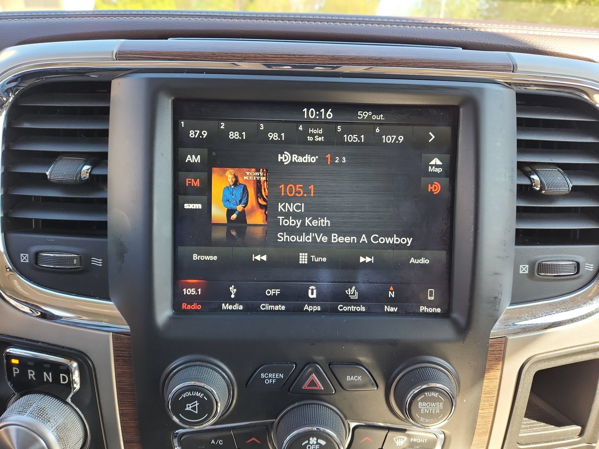 Certified 2018 RAM 1500 Laramie w/ Convenience Group AWD/4WD image 12