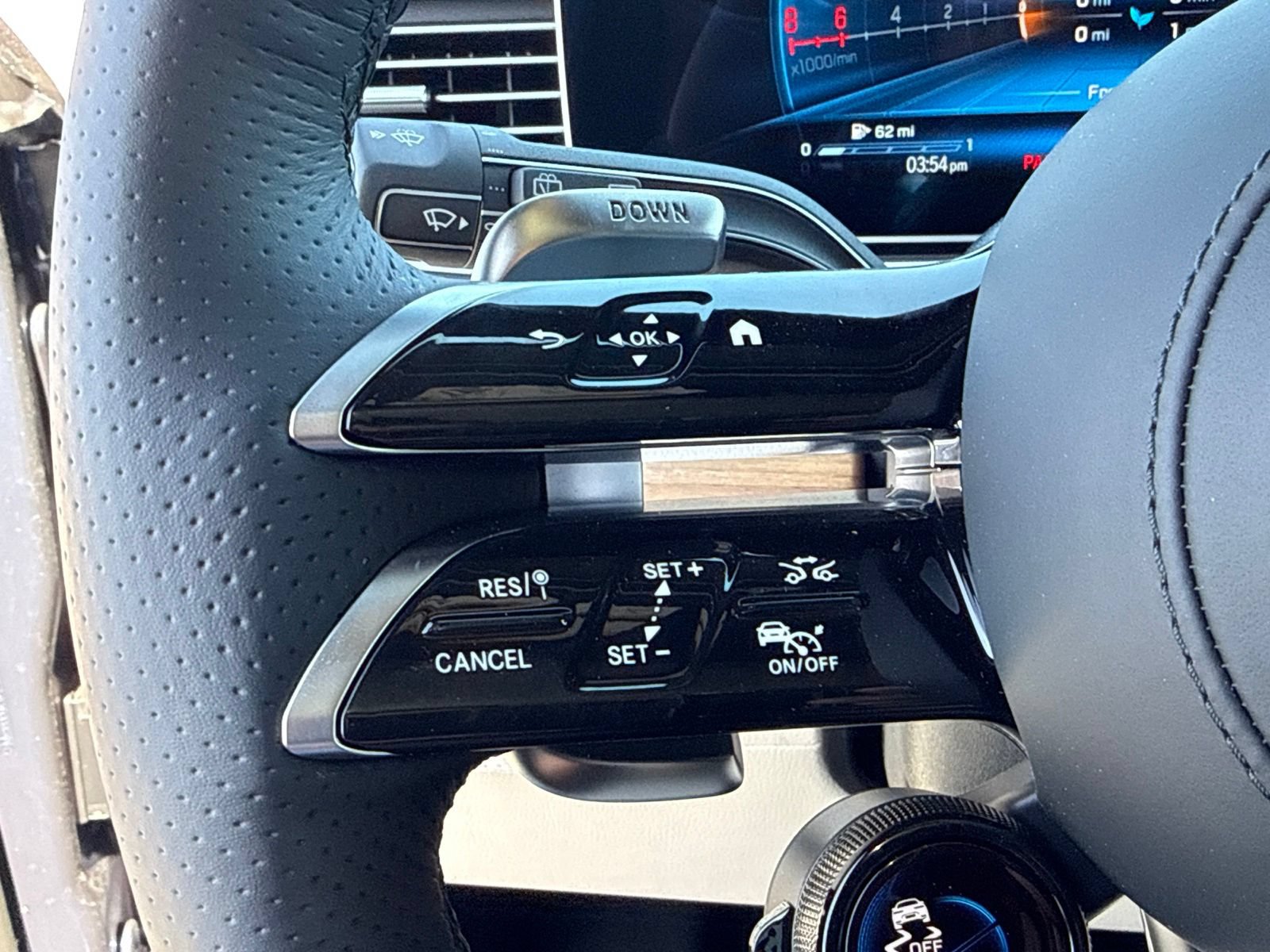 New 2026 Mercedes-Benz GLE 53 AMG 4MATIC image 23