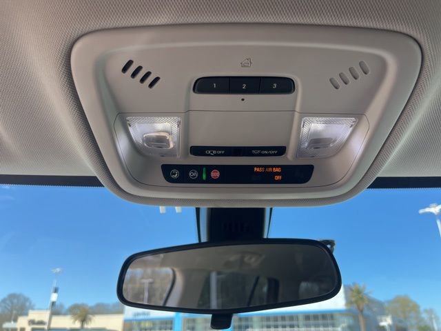 Used 2019 Chevrolet Traverse LT image 26