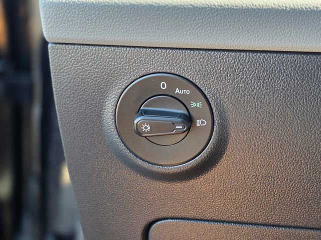 Used 2024 Volkswagen Taos S image 44