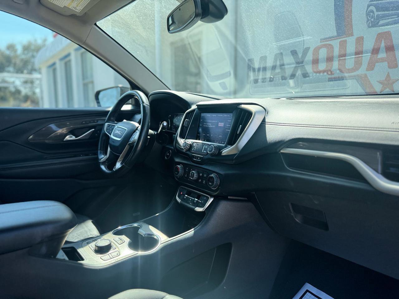 Used 2022 GMC Terrain Denali w/ Denali Premium Package image 44